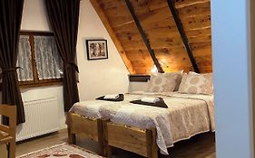 Rustic Lodge Plitvice